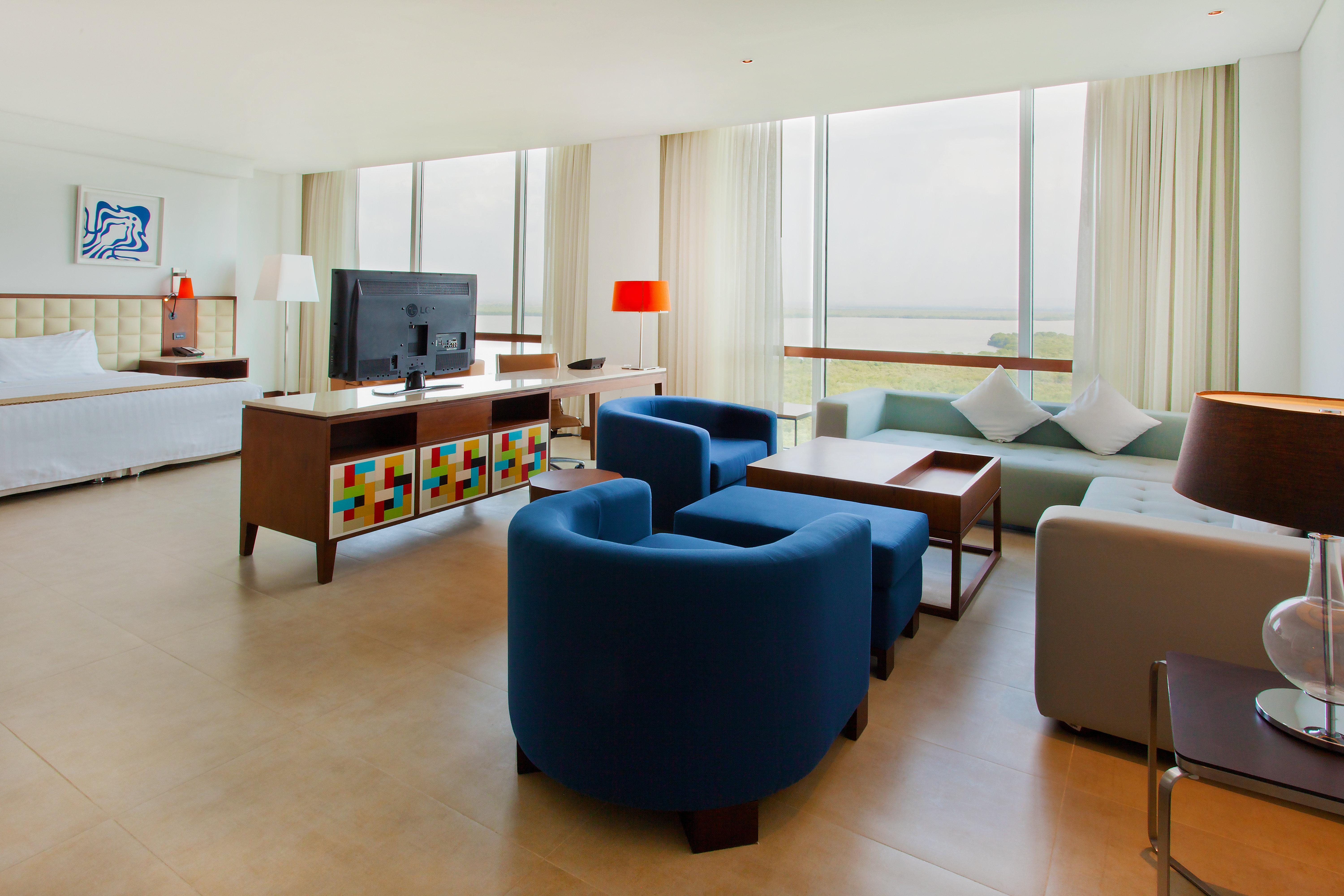 Holiday Inn Cartagena Morros By Ihg Exterior photo Suite at the hotel